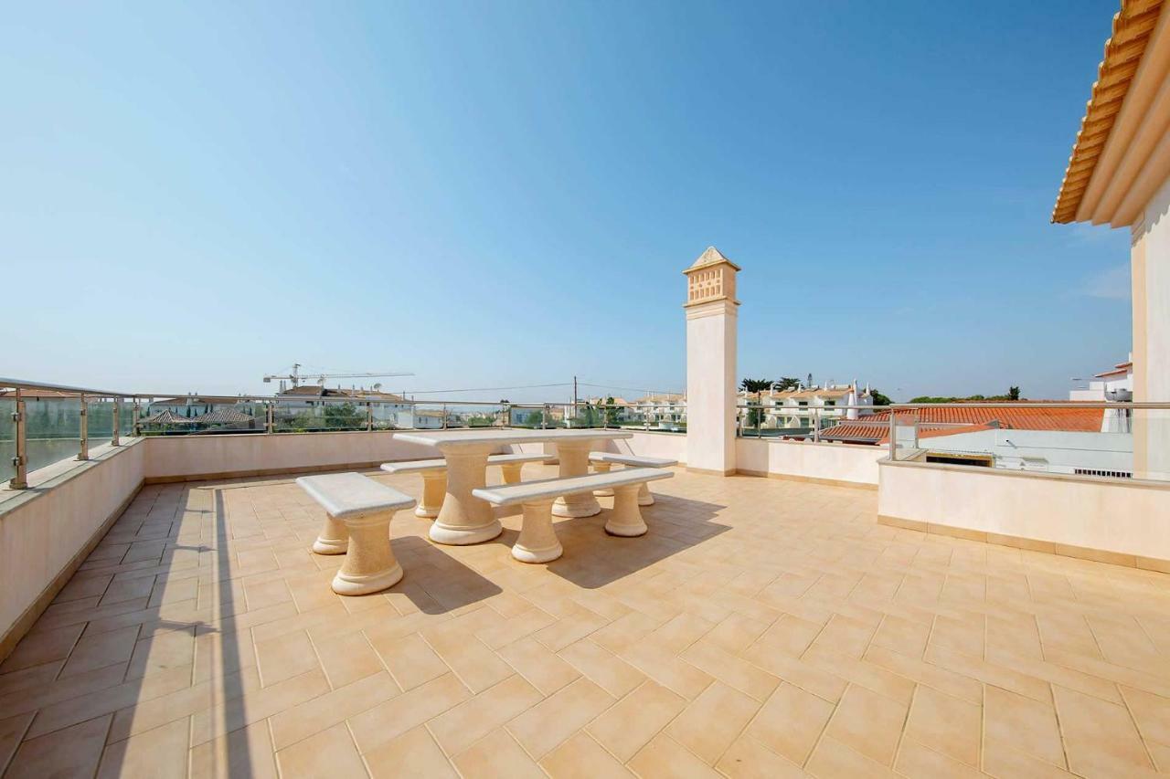 Villa Ruana - 5 Bedrooms On Suite- Free Out Door Hot Jacuzzi - By Bedzy Albufeira Exterior photo